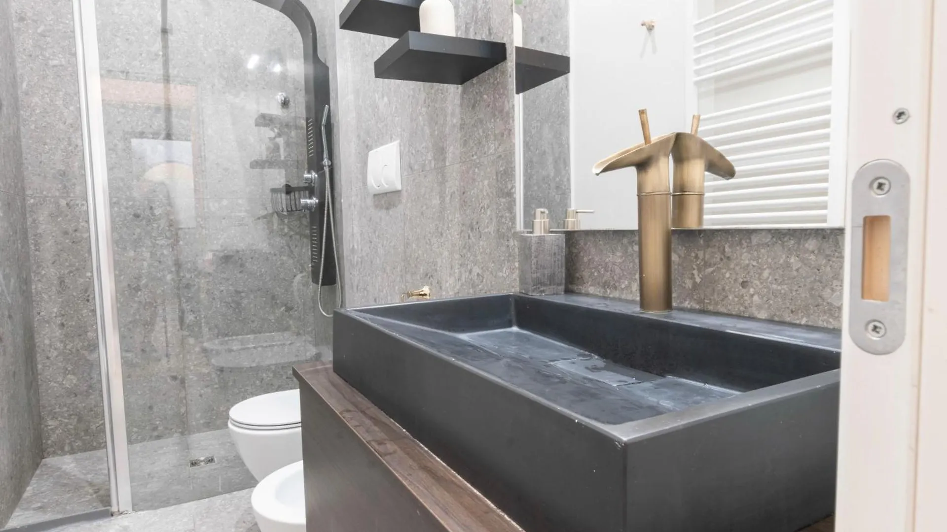 I Host Apartment - Bottego Милан